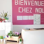 De La Gare 2*