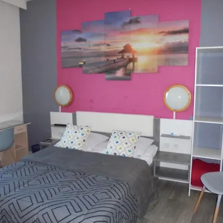 De La Gare Hotel Montluçon